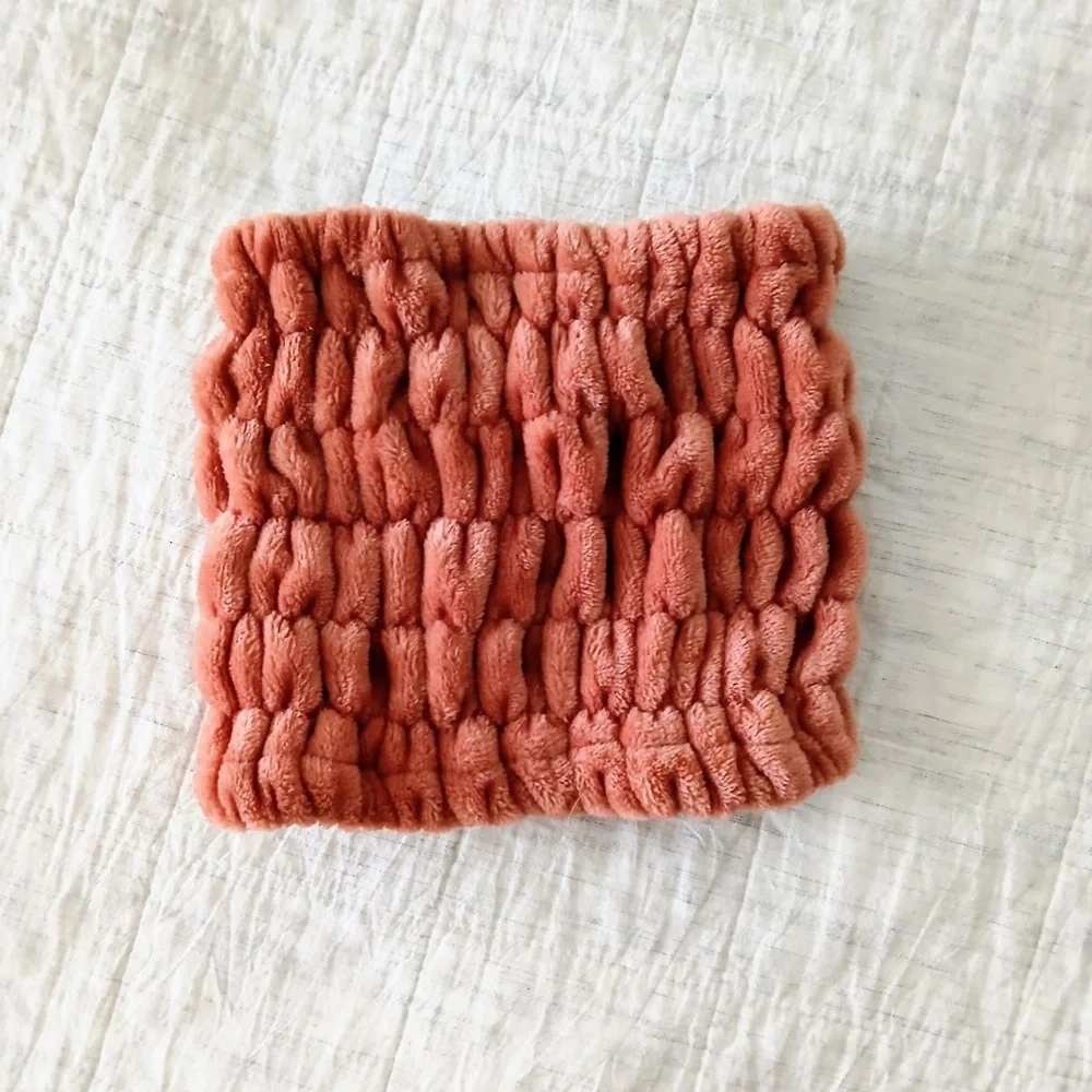NWOT Kitsch Extra Wide Spa Headband